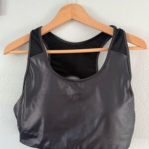 NWT Fabletics Medium Impact Shine Sport Bra